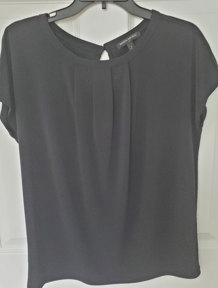 Banana Republic black top